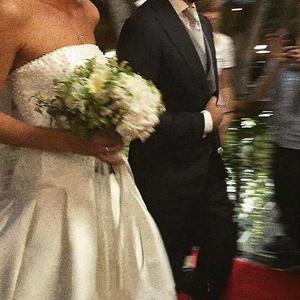 家庭摄像头夫妻当着孩子
